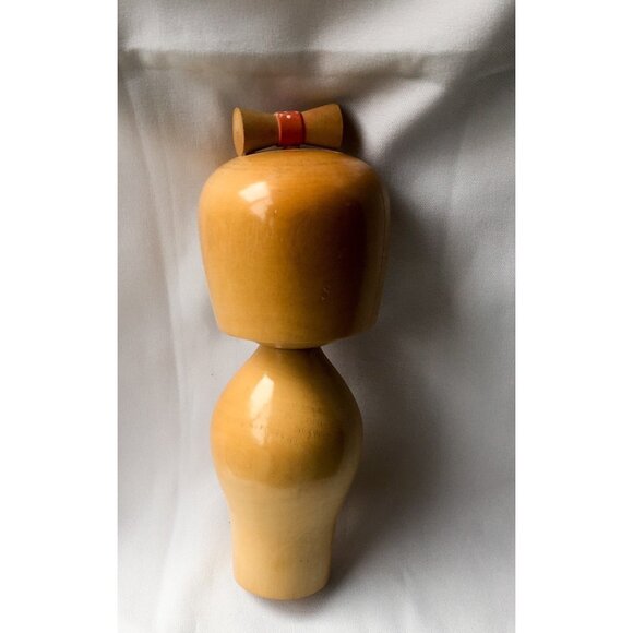 Japanese Kokeshi Doll With Hair Bow Kimono Pink Carved Dots 10.5 “ - Picture 4 of 8